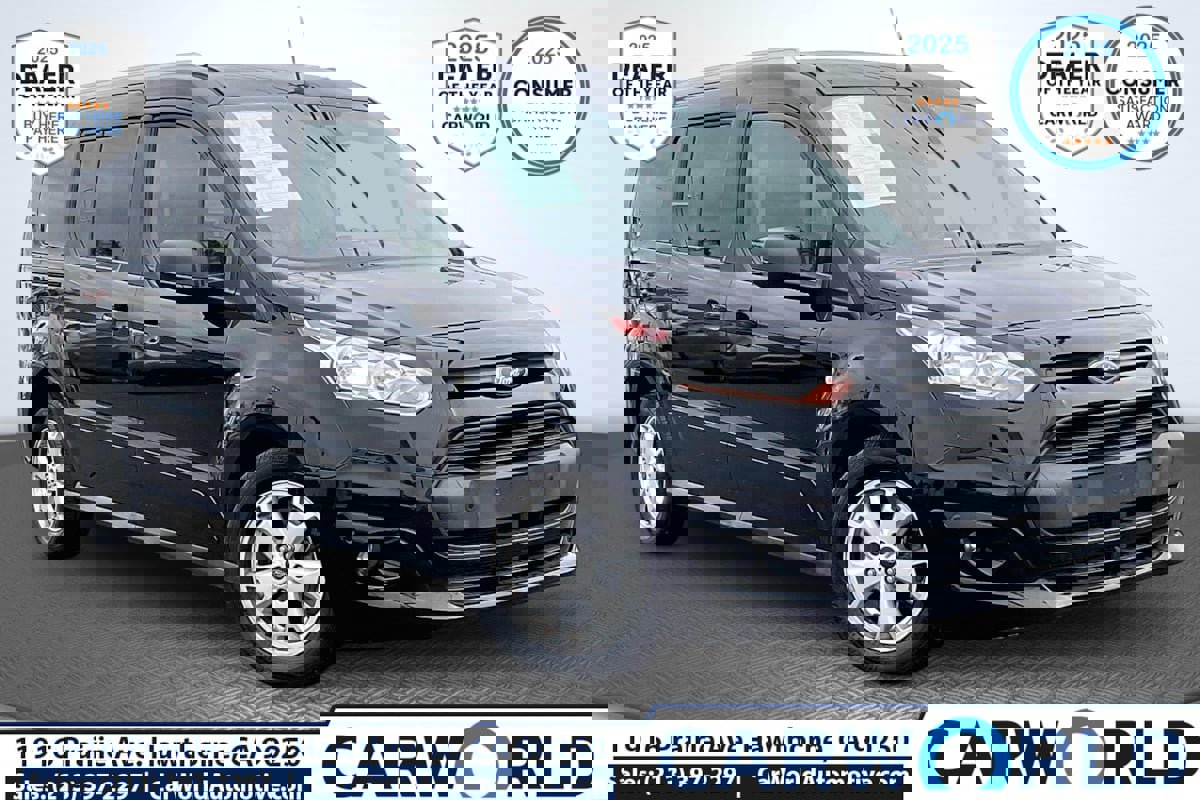 Used 2018 Ford Transit Connect XLT image 1