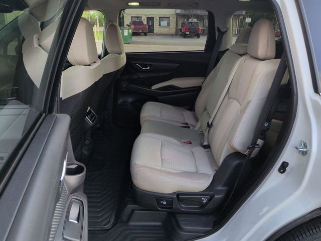 Used 2023 Subaru Ascent Premium w/ Convenience Package image 22