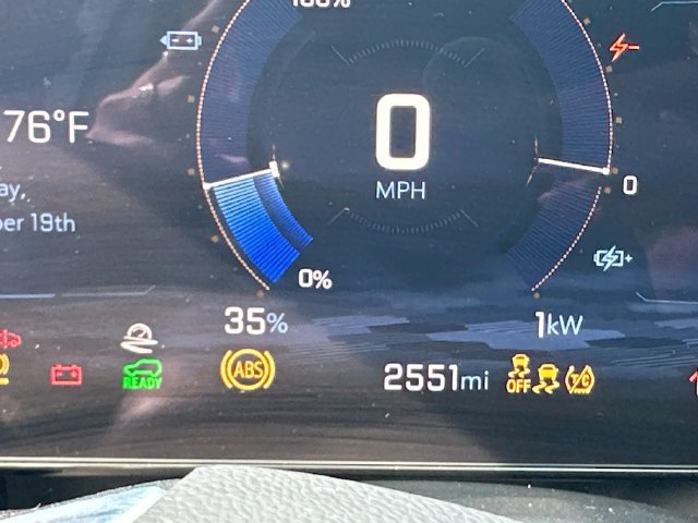 Used 2025 Chevrolet Equinox EV LT FWD image 16