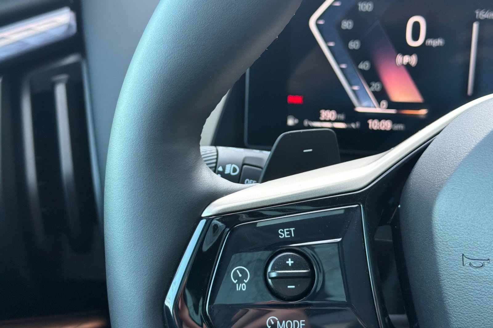 Used 2025 BMW X3 xDrive30i w/ Convenience Package image 32