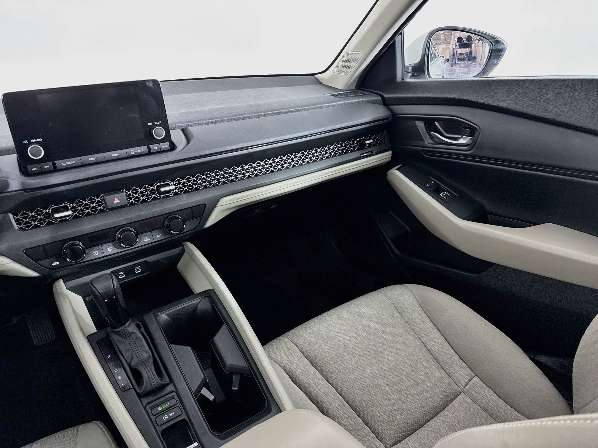 Certified 2023 Honda Accord EX image 23