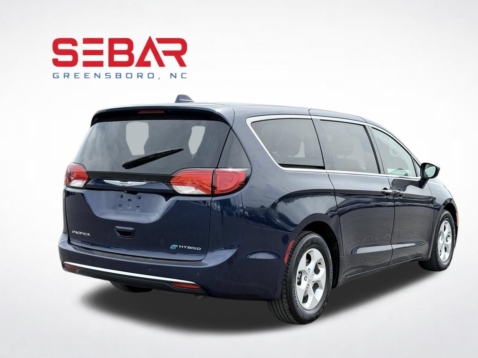 Used 2018 Chrysler Pacifica Touring Plus FWD image 10