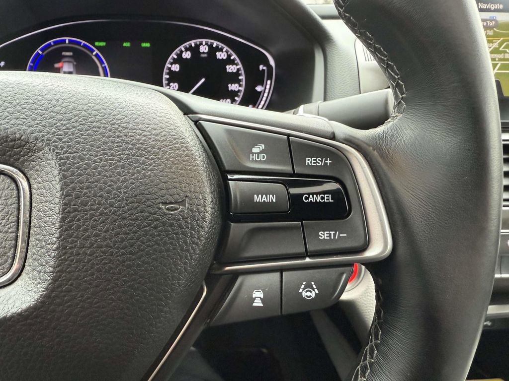 Used 2018 Honda Accord Touring image 21