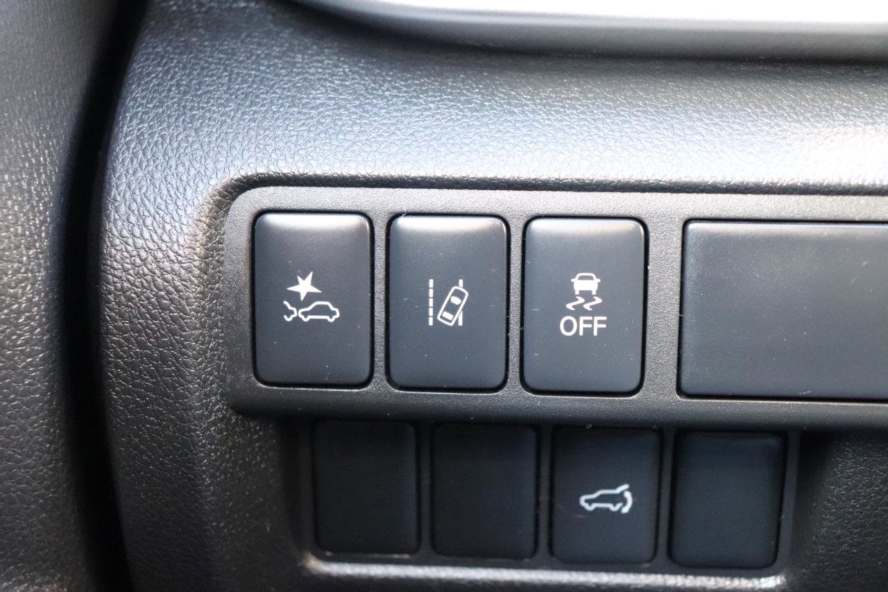 Used 2025 Mitsubishi Eclipse Cross SE image 39