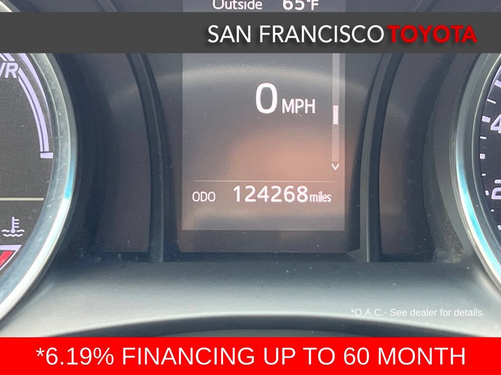 Certified 2018 Toyota Camry SE FWD image 34