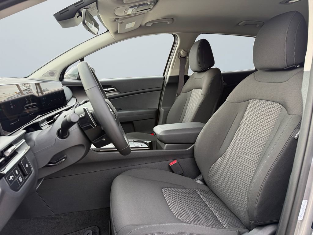 New 2026 Kia Sportage LX image 9