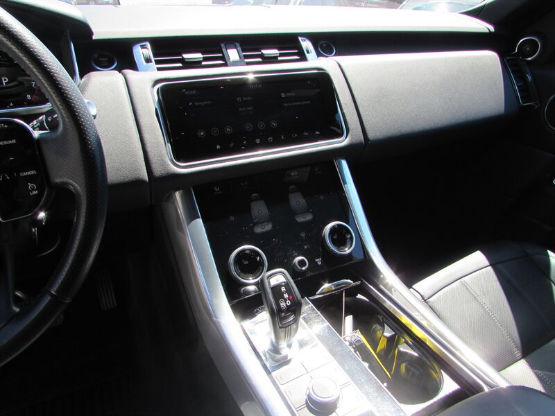 Used 2020 Land Rover Range Rover Sport HSE AWD/4WD image 16
