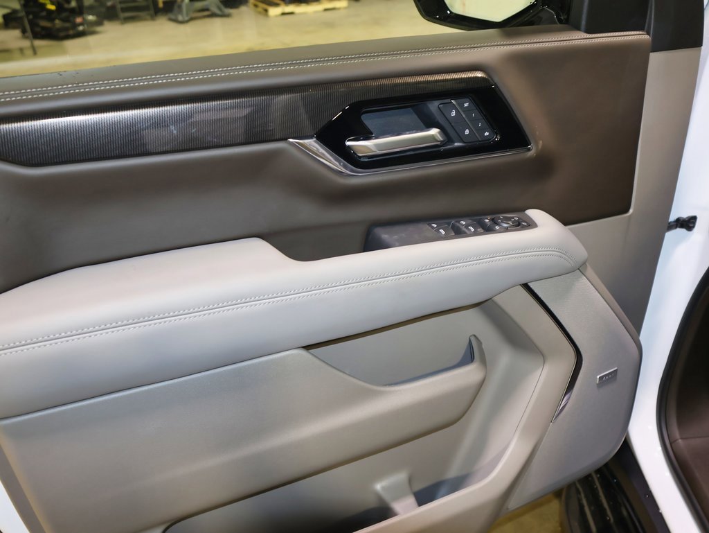 New 2026 GMC Yukon XL Elevation w/ Elevation Premium Package image 12