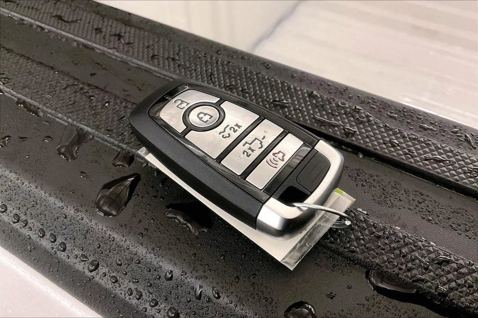 New 2025 Ford F150 Lightning Platinum image 9