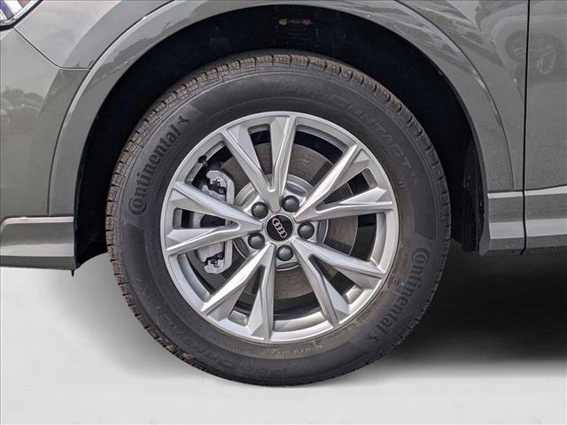 New 2025 Audi Q3 2.0T Premium image 9