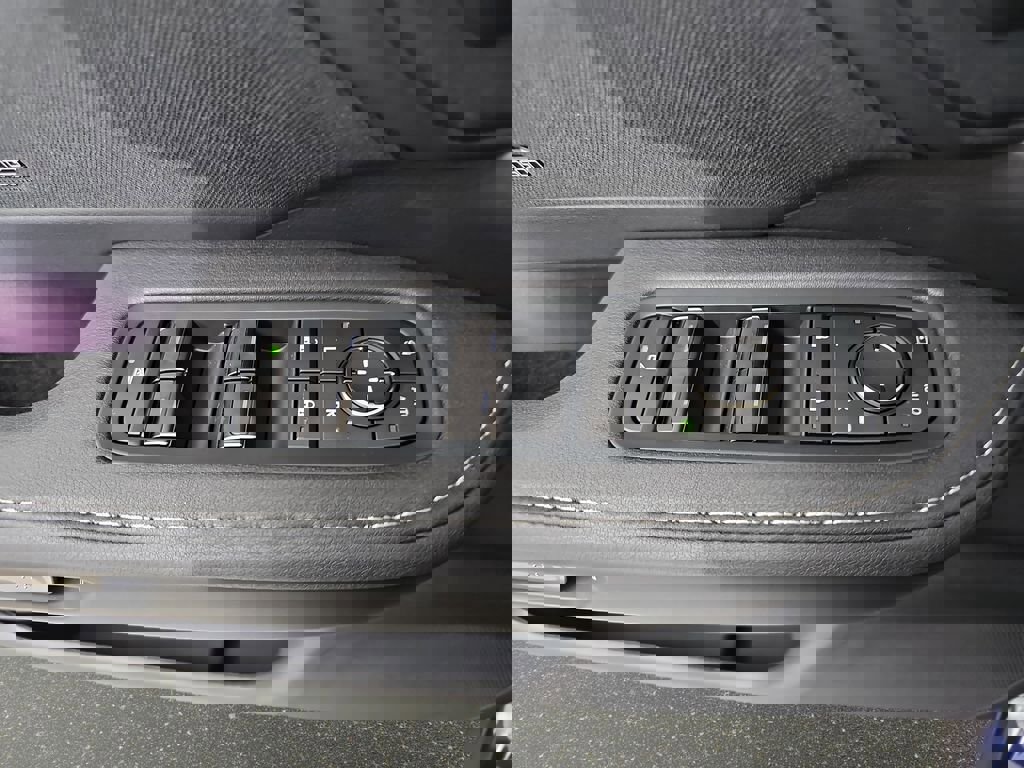 New 2026 Lexus TX 500h AWD image 29