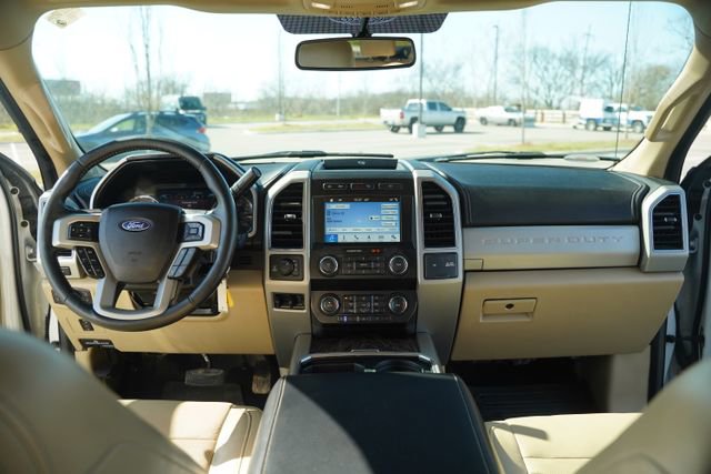 Used 2019 Ford F250 Lariat w/ Chrome Package image 24