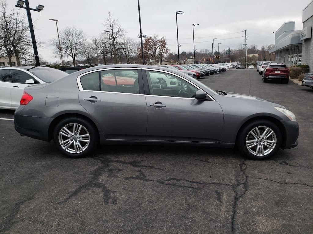 Used 2013 INFINITI G37 x w/ Premium Pkg image 10
