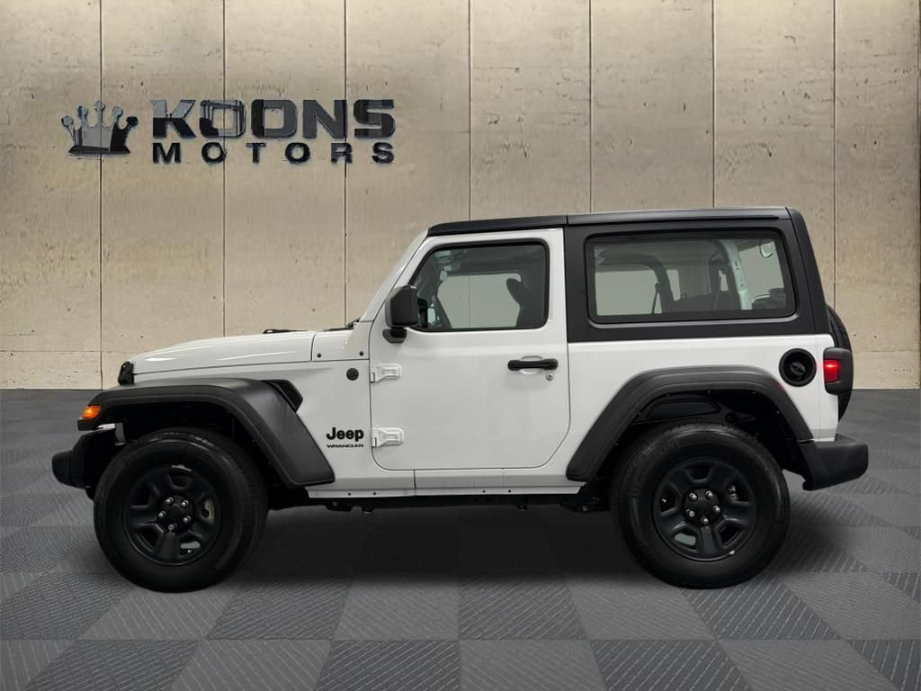 Used 2022 Jeep Wrangler Sport AWD/4WD video 4