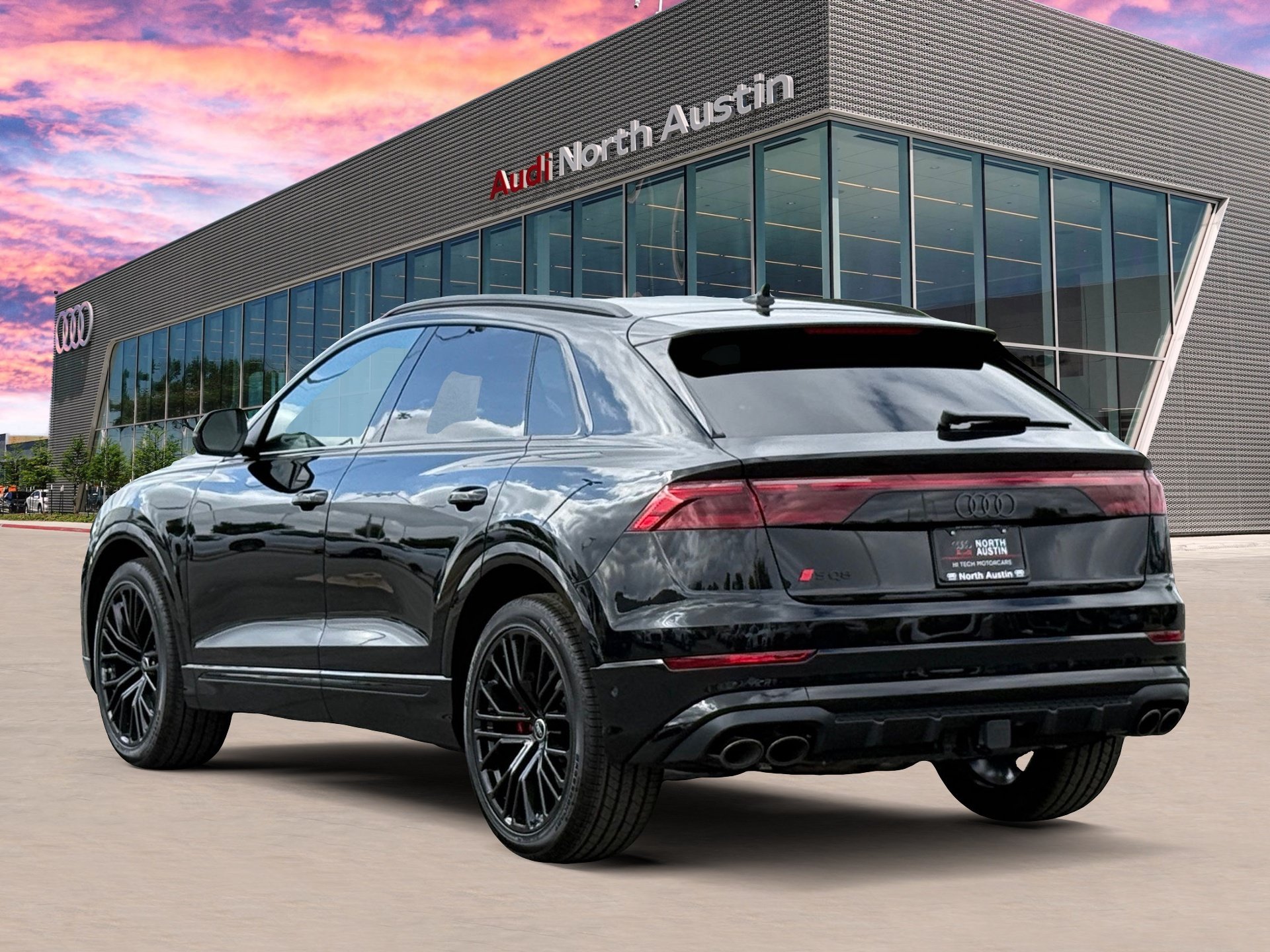 New 2026 Audi SQ8 Premium Plus AWD/4WD image 9