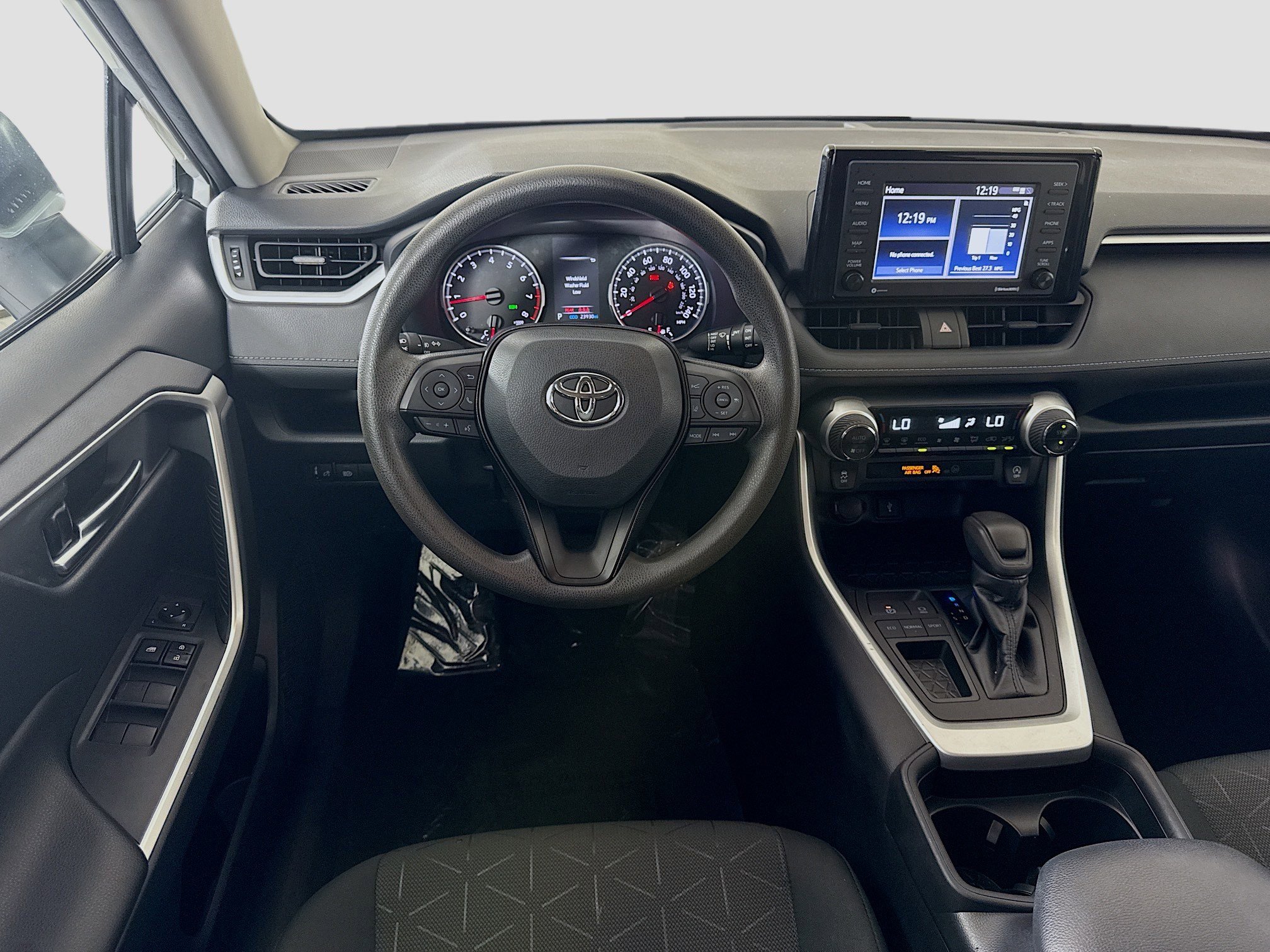 Used 2021 Toyota RAV4 XLE image 17