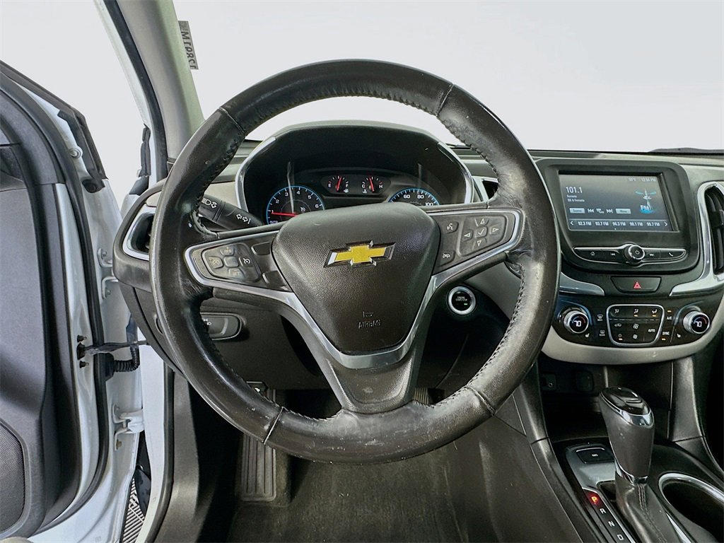 Used 2018 Chevrolet Equinox LT image 11