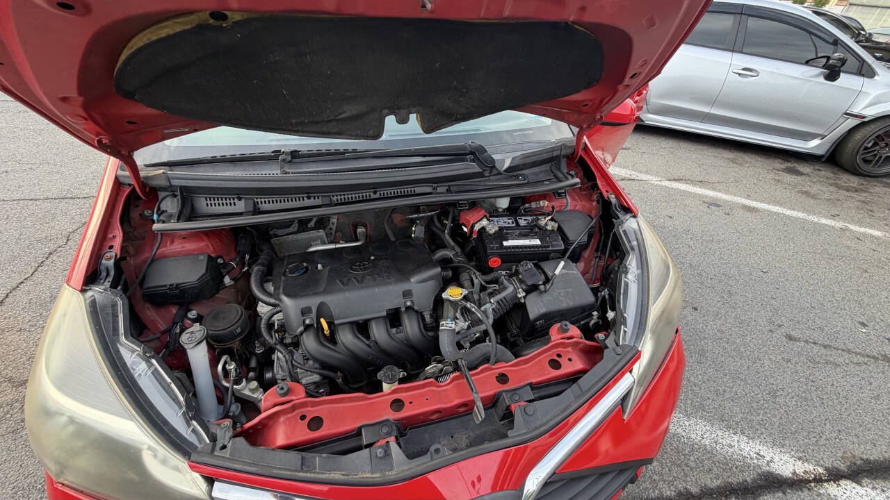 Used 2015 Toyota Yaris L FWD image 2