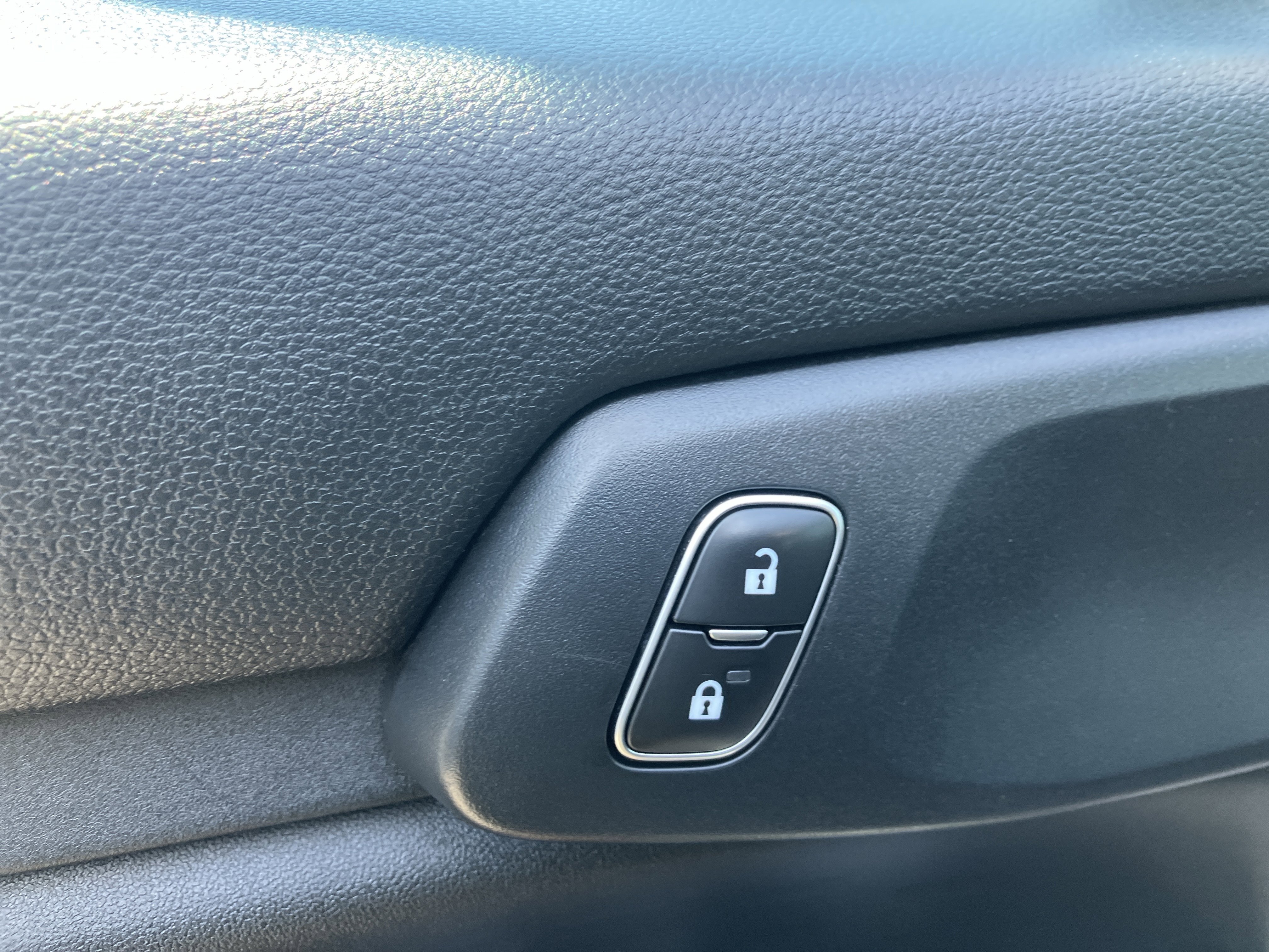 Used 2024 Ford Ranger XLT w/ Trailer Tow Package image 17