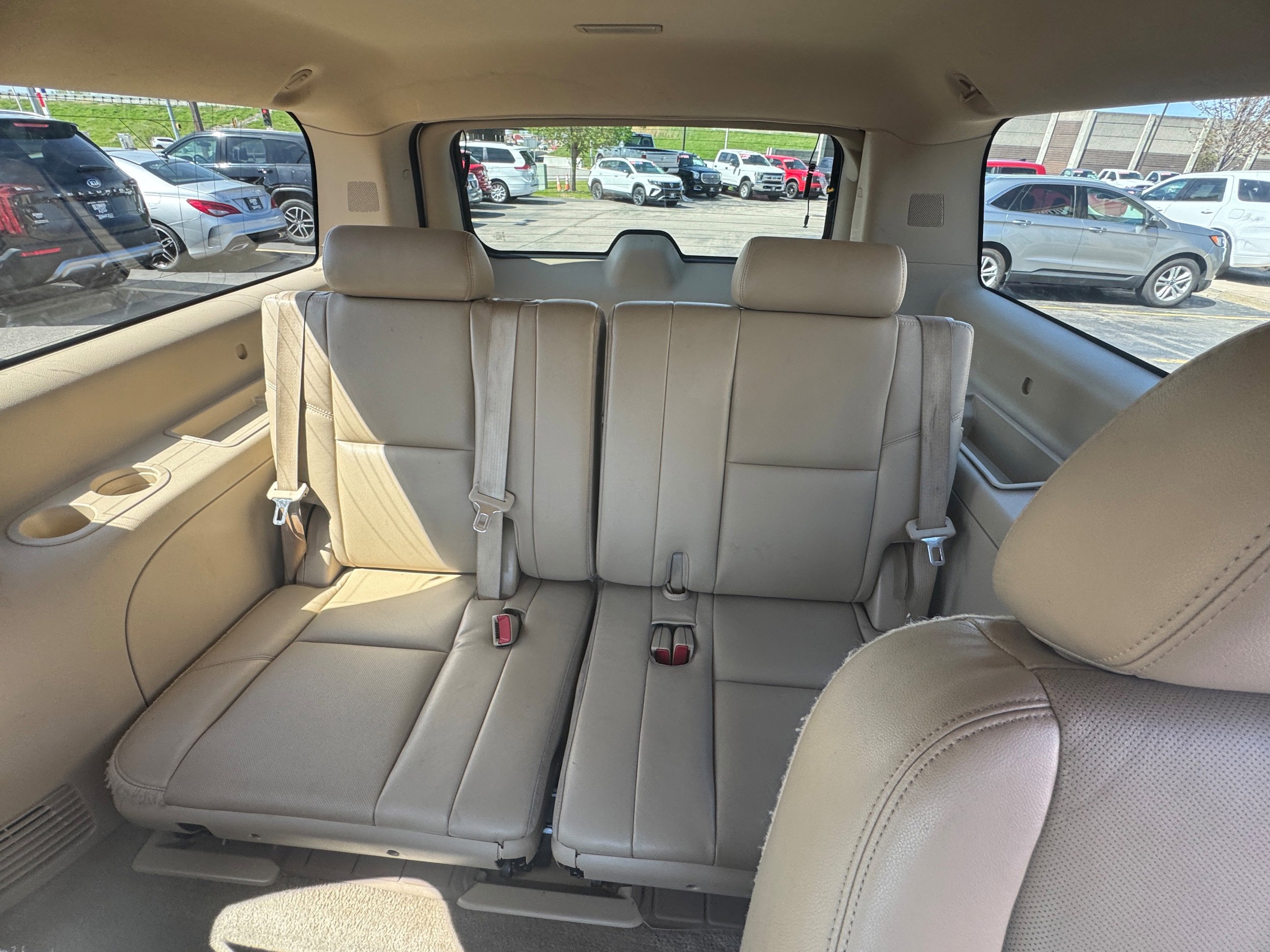 Used 2012 Chevrolet Suburban LTZ AWD/4WD image 8