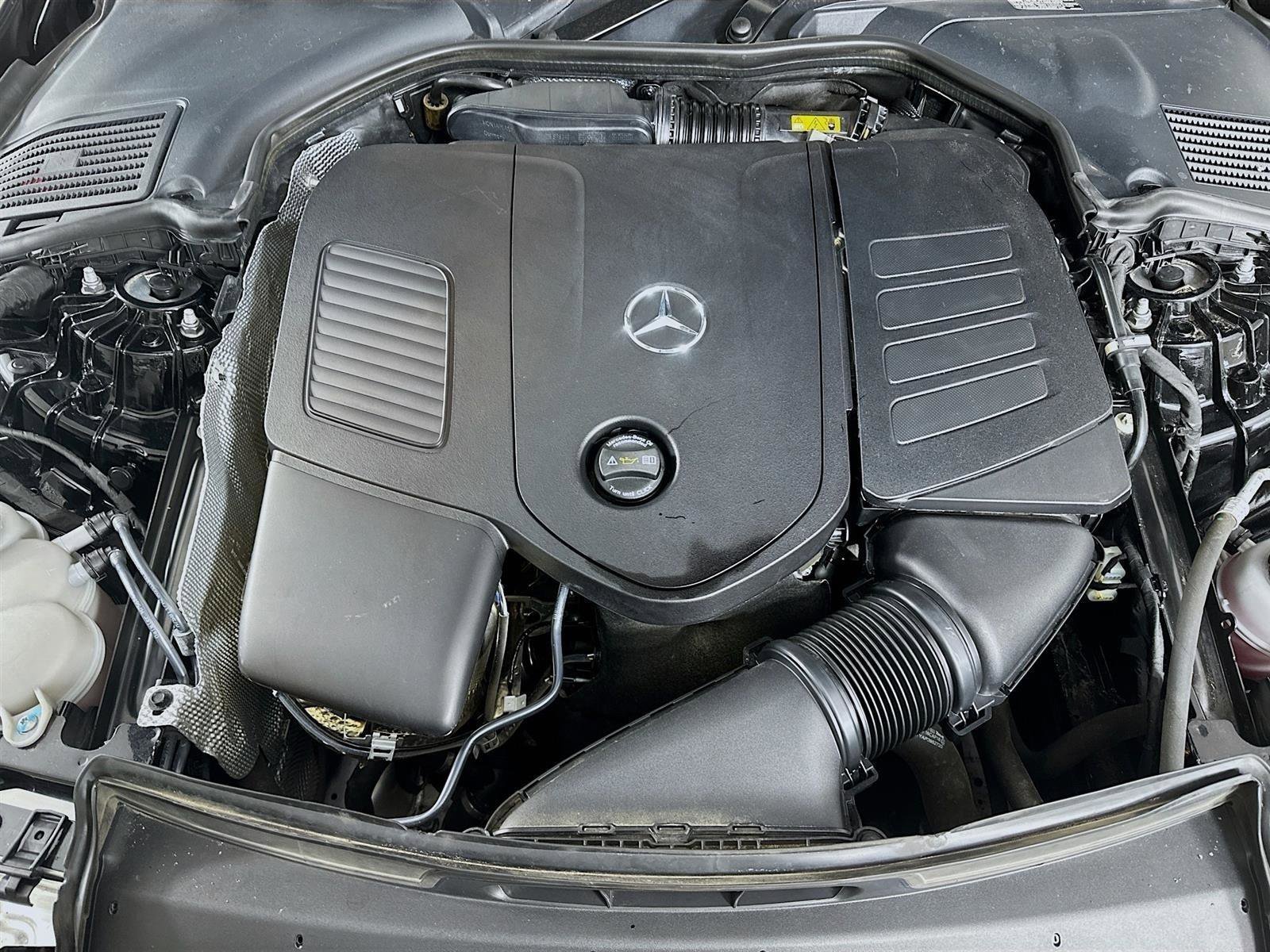 Certified 2024 Mercedes-Benz C 300 4MATIC Sedan image 38