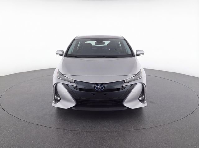 Used 2017 Toyota Prius Prime Premium image 5
