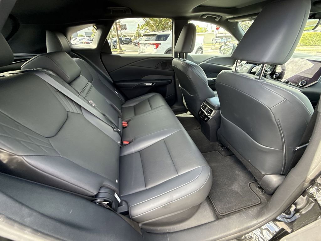 Used 2024 Lexus RX 350 Premium w/ Accessory Package (Z1) image 17