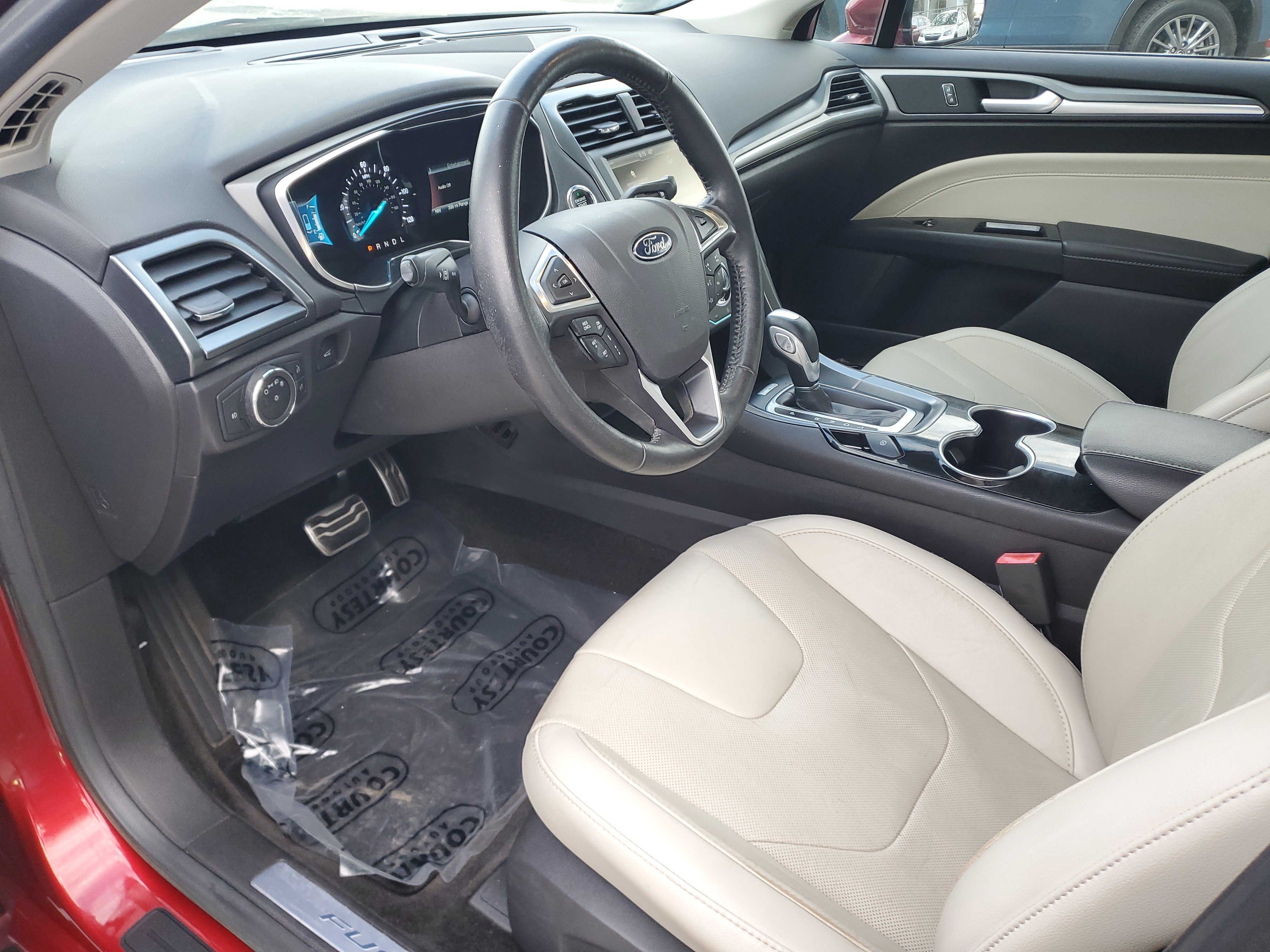 Used 2015 Ford Fusion Energi Titanium w/ Driver Assist Package image 20