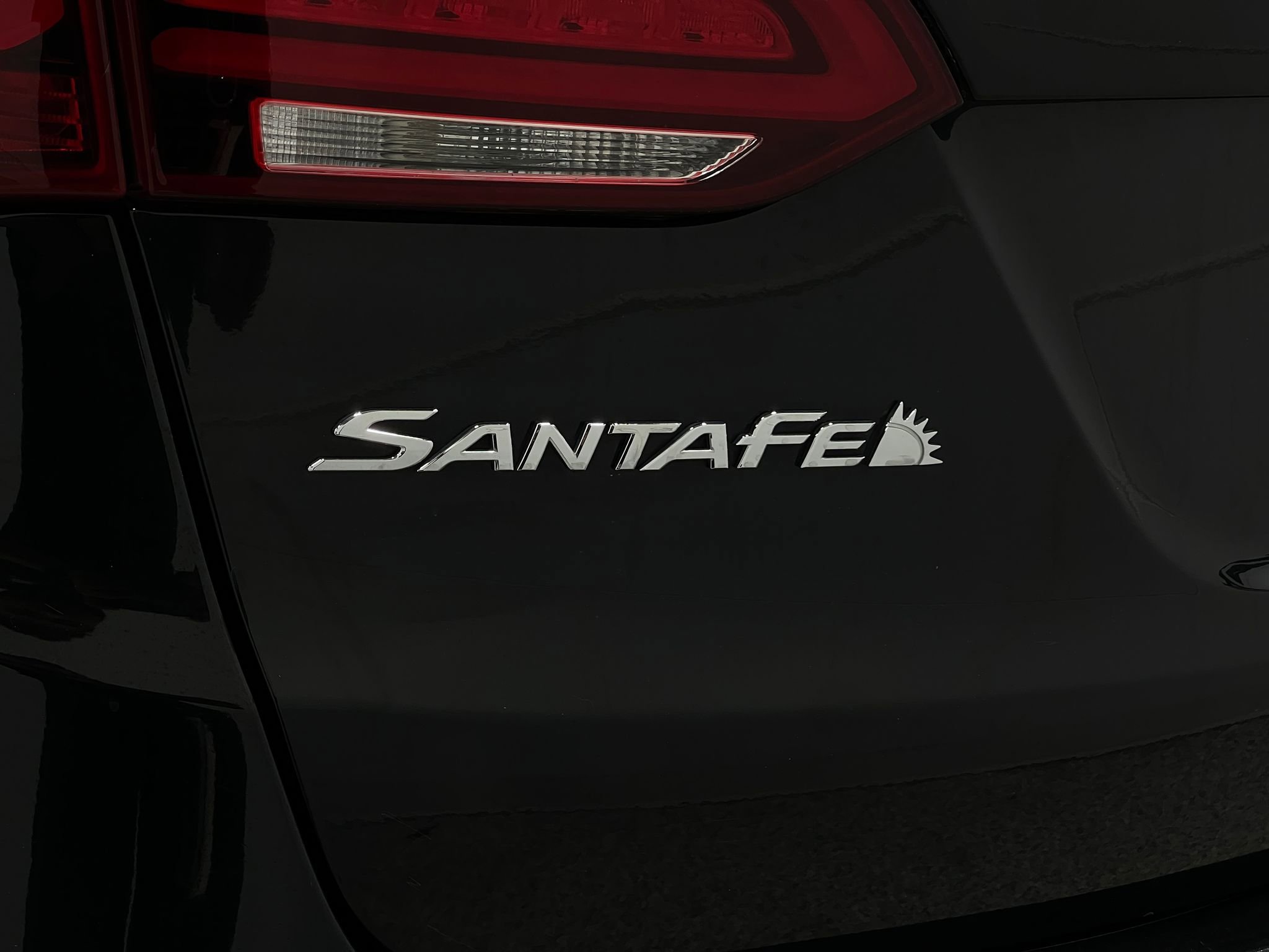 Used 2017 Hyundai Santa Fe Sport FWD image 36