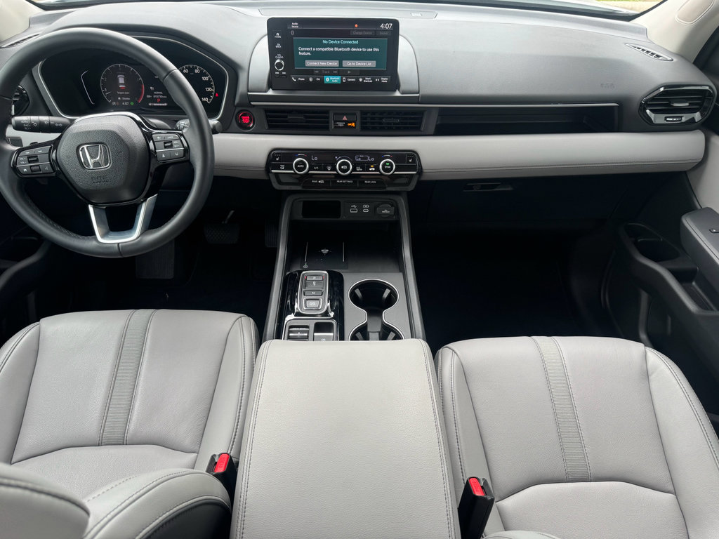 Certified 2025 Honda Pilot EX-L image 2