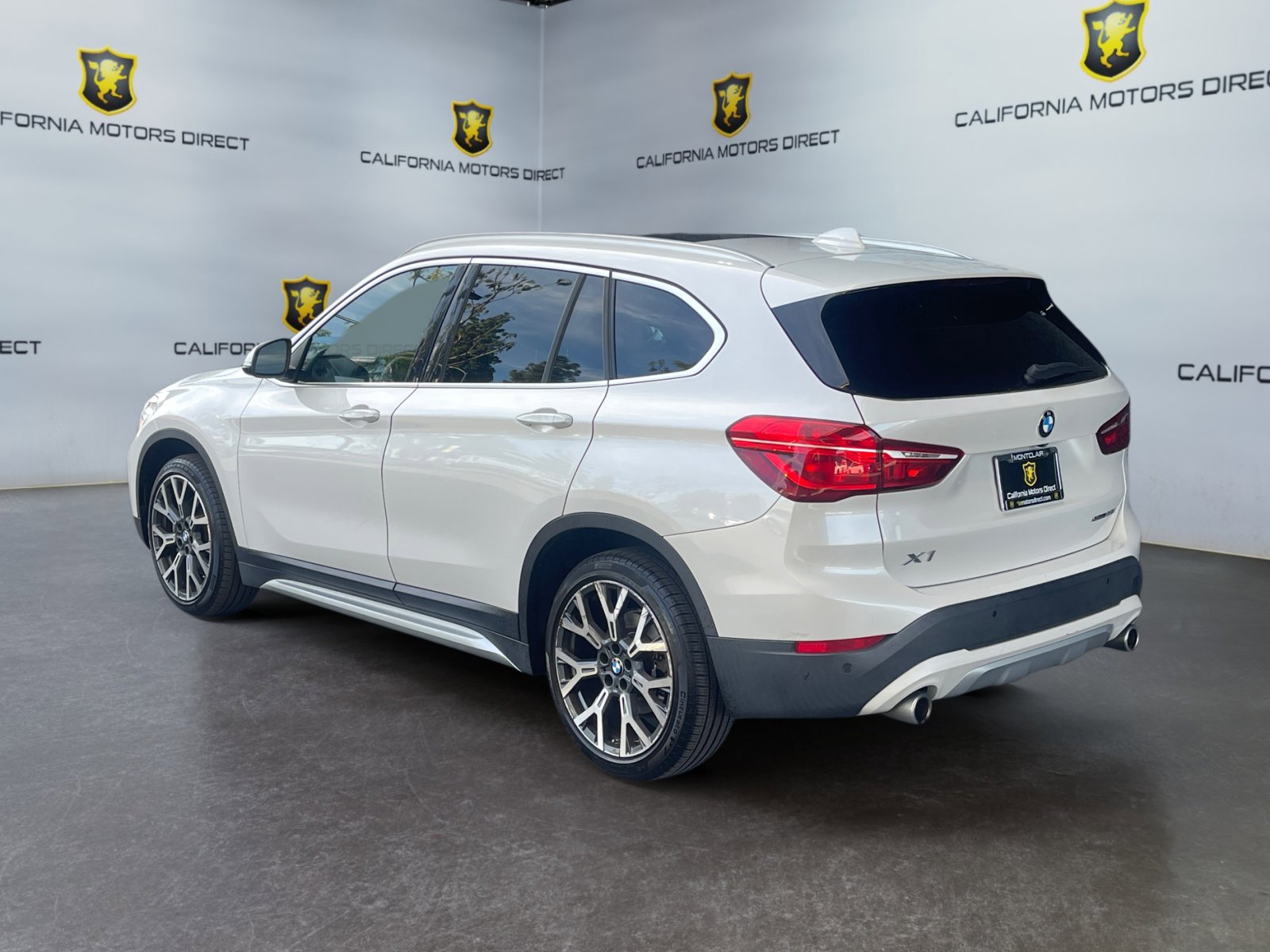 Used 2020 BMW X1 sDrive28i w/ Convenience Package image 3