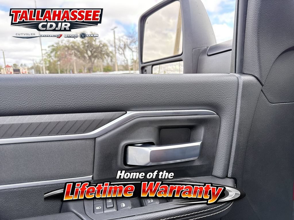 New 2026 RAM 2500 Big Horn AWD/4WD image 12