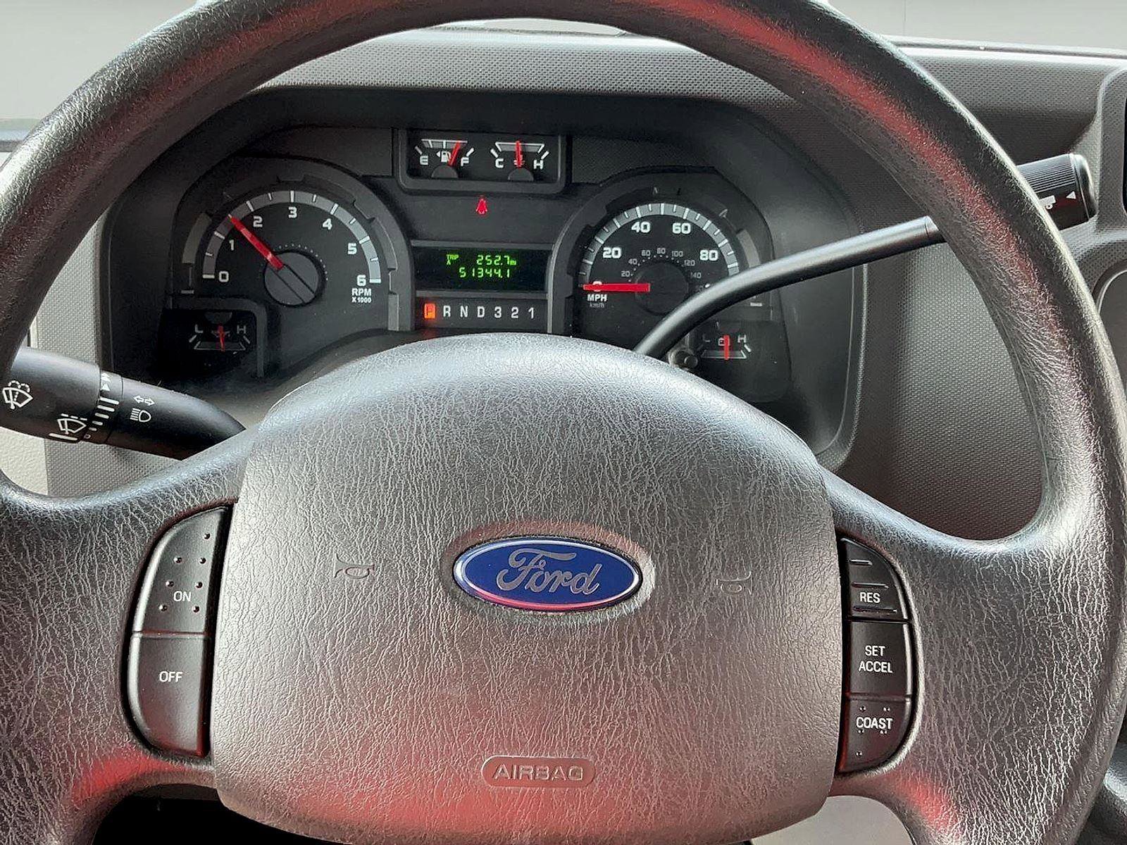 Used 2011 Ford E-350 and Econoline 350 Super Duty w/ Shuttle Bus Prep Pkg image 23