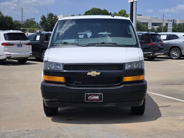 Used 2024 Chevrolet Express 3500 LS RWD image 2
