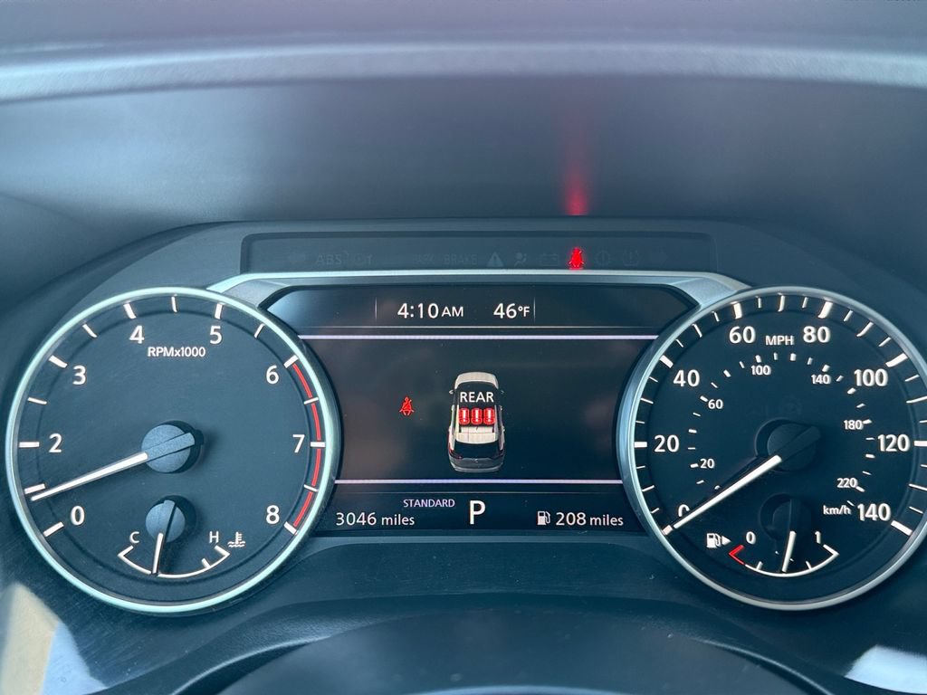Used 2024 Nissan Rogue SV FWD image 13