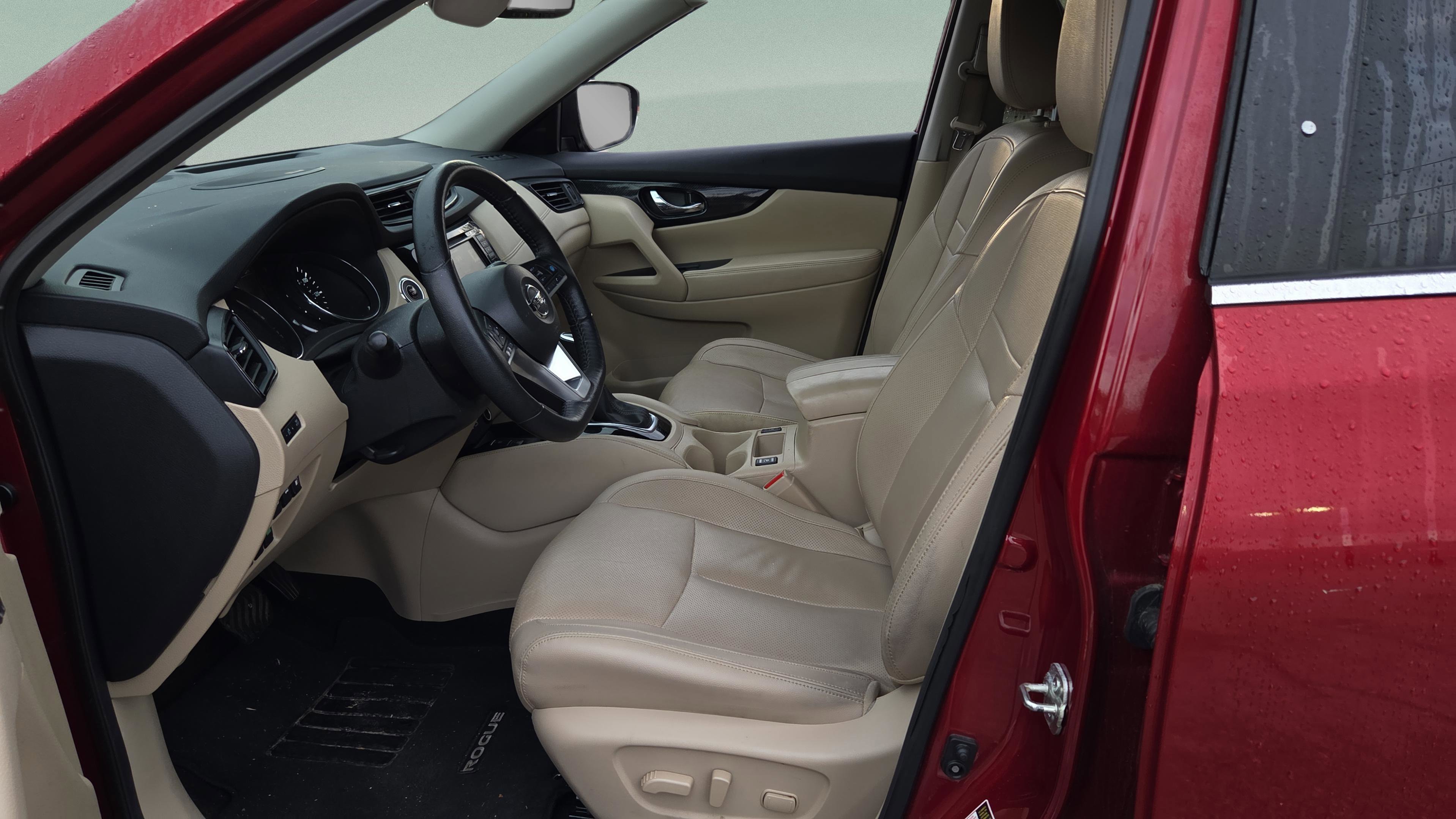 Used 2019 Nissan Rogue SL image 10