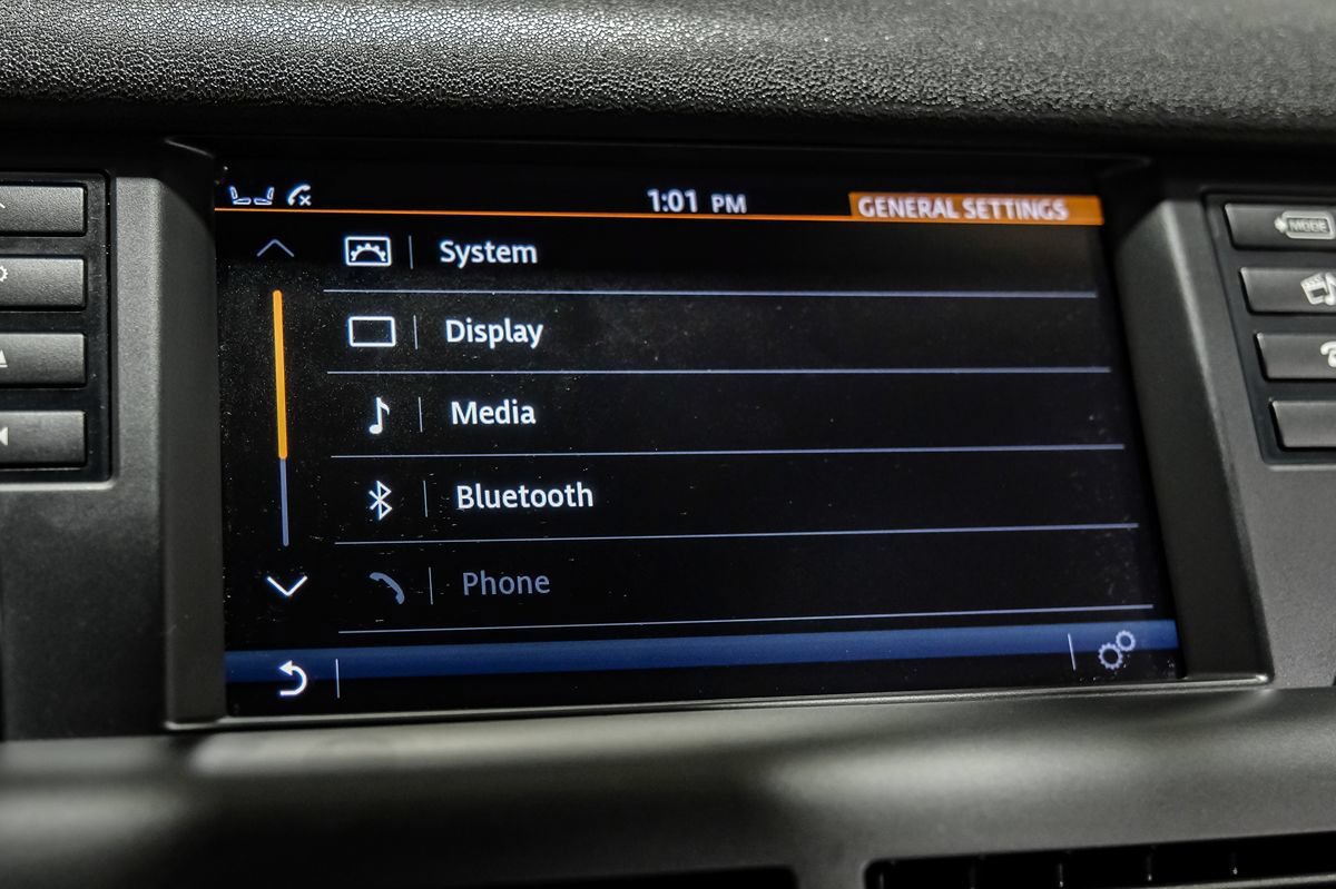 Used 2015 Land Rover Discovery Sport HSE Luxury AWD/4WD image 34