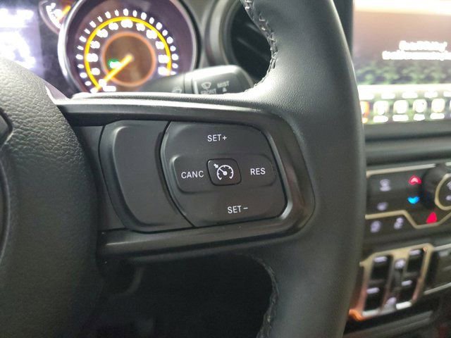 Used 2023 Jeep Gladiator Sport AWD/4WD image 21