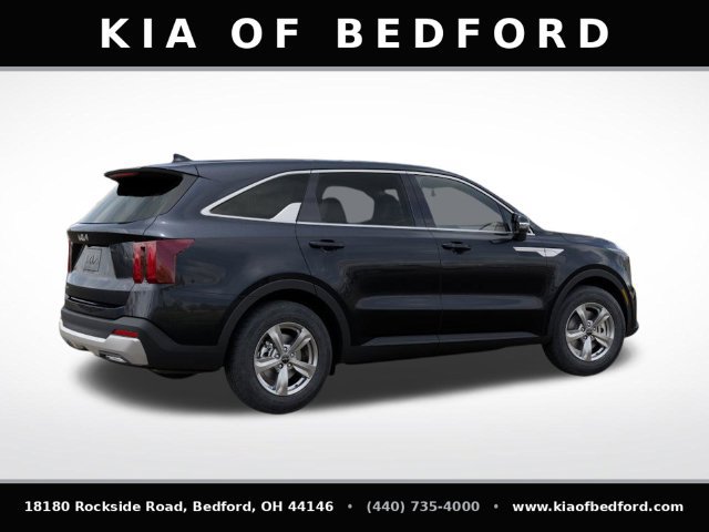 Used 2025 Kia Sorento LX FWD image 7