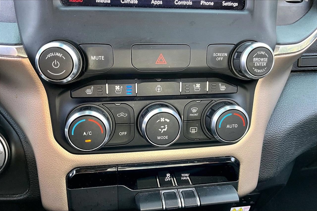 Certified 2019 RAM 1500 Laramie AWD/4WD image 17