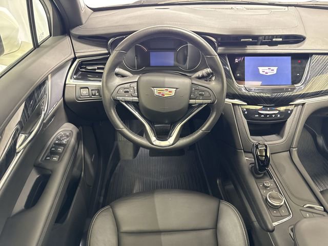 Used 2023 Cadillac XT6 Premium Luxury w/ LPO, Floor Liner Package FWD image 16