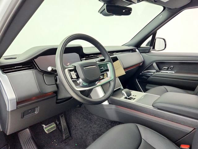 New 2025 Land Rover Range Rover Long Wheelbase SE image 20