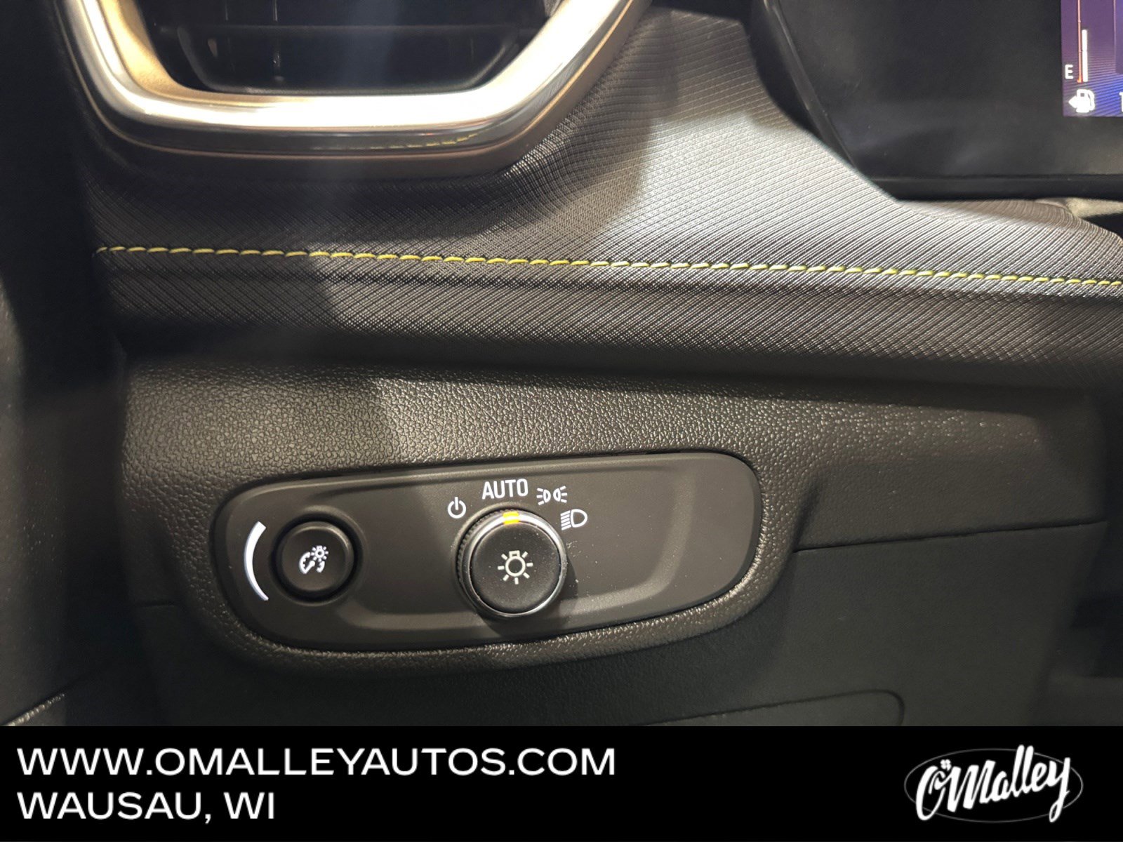 Used 2024 Chevrolet TrailBlazer ACTIV w/ Driver Confidence Package image 18