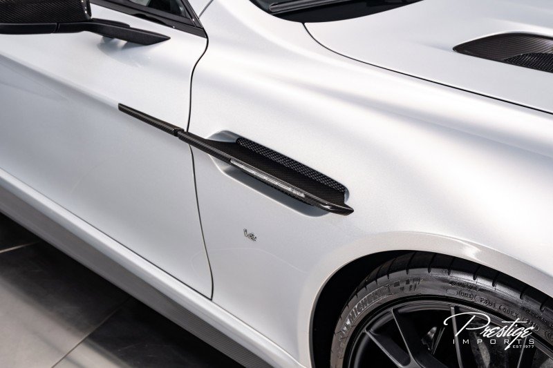 Used 2019 Aston Martin Rapide AMR image 3