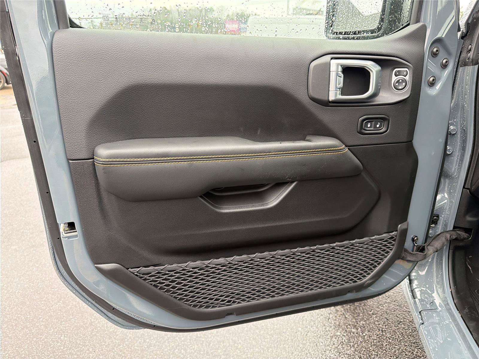 New 2026 Jeep Gladiator Sahara image 7