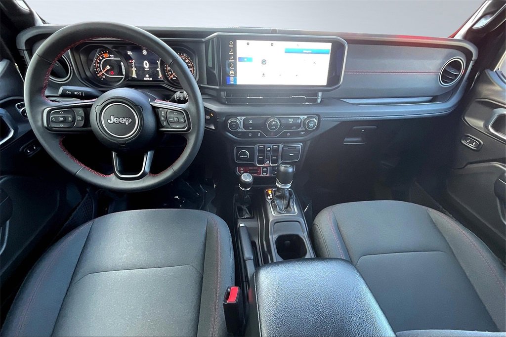 Used 2024 Jeep Wrangler Unlimited Rubicon image 16