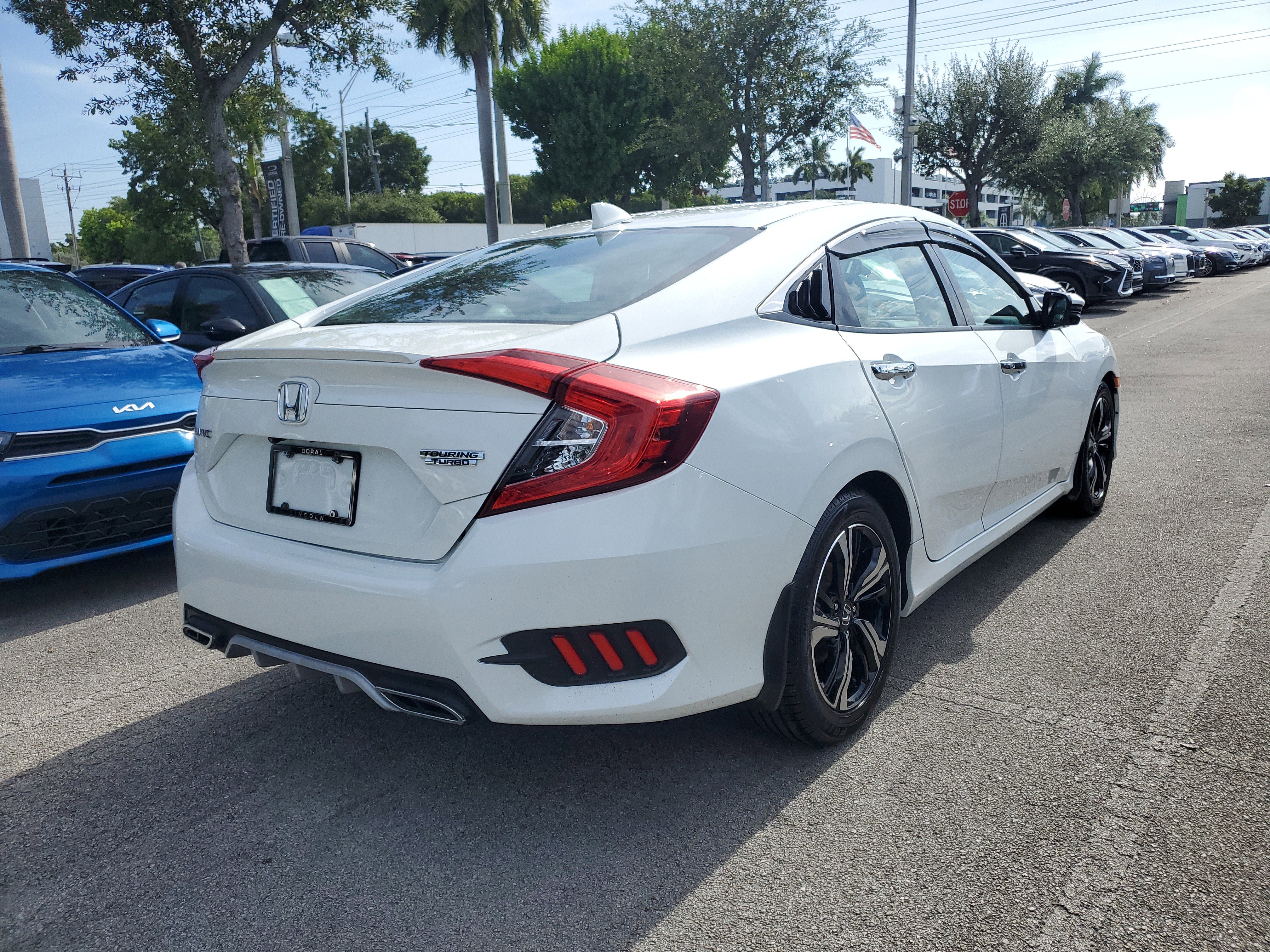 Used 2017 Honda Civic Touring image 6