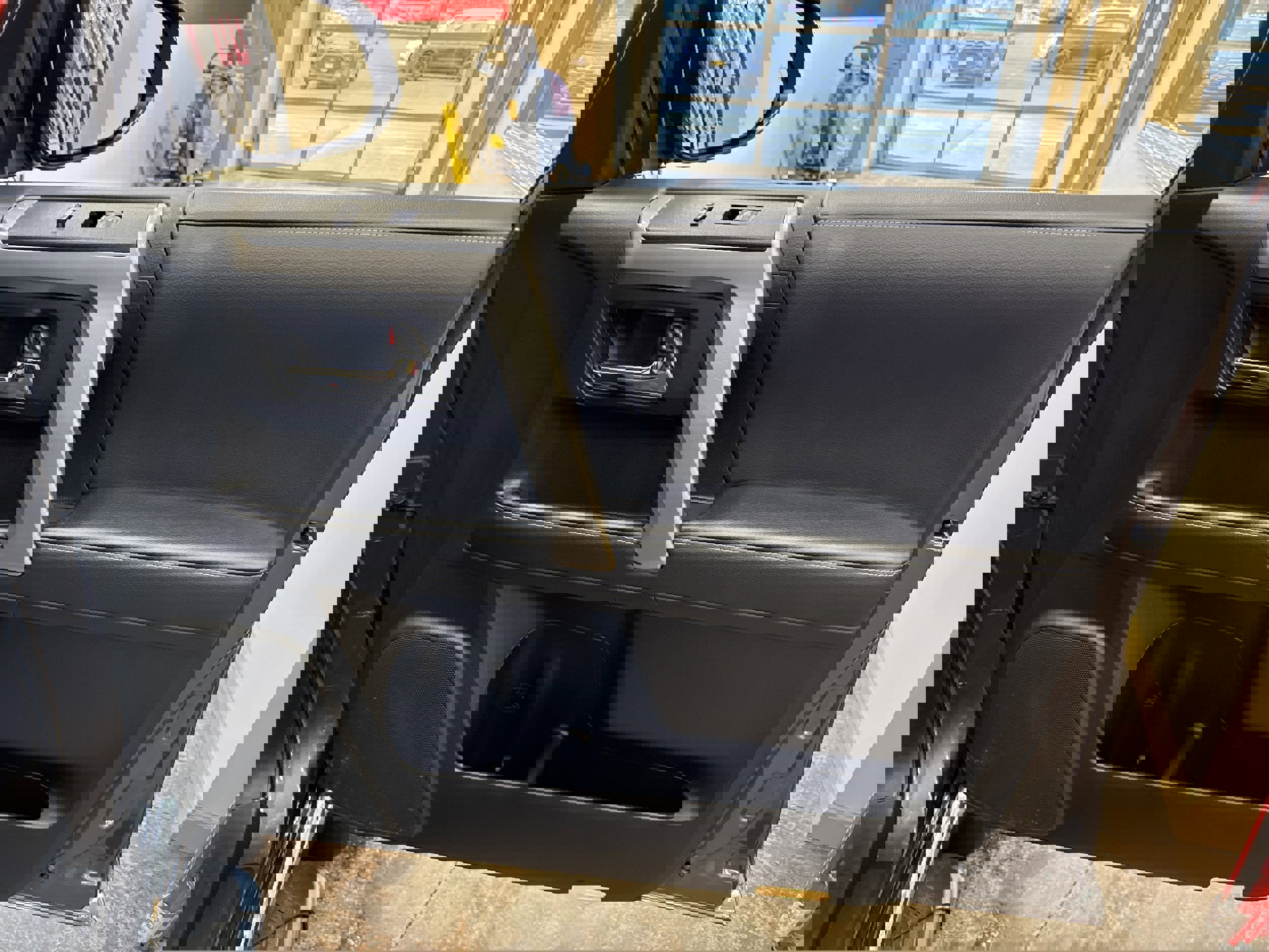 Used 2023 Toyota 4Runner Limited image 16