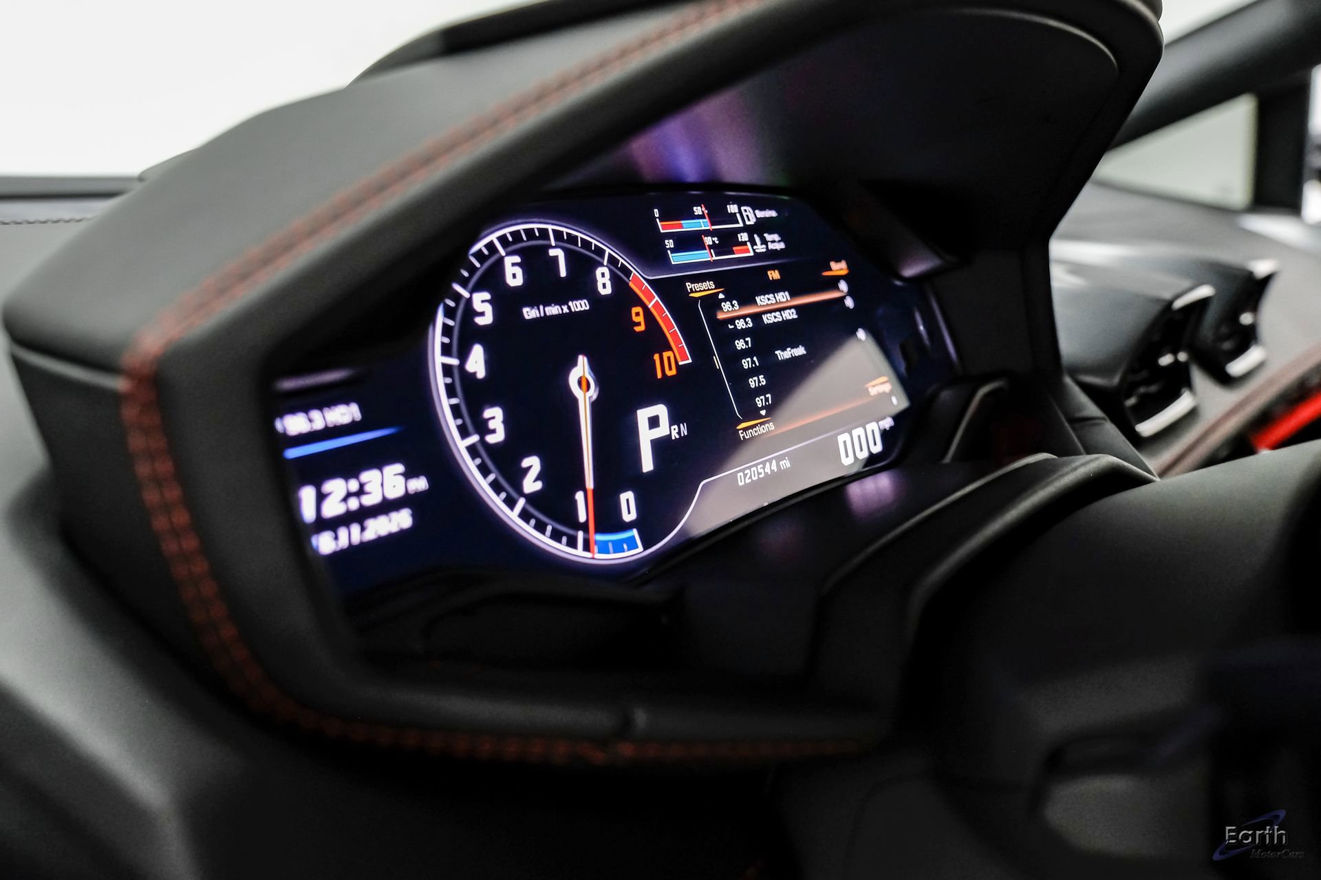 Used 2015 Lamborghini Huracan LP 610-4 AWD/4WD image 39