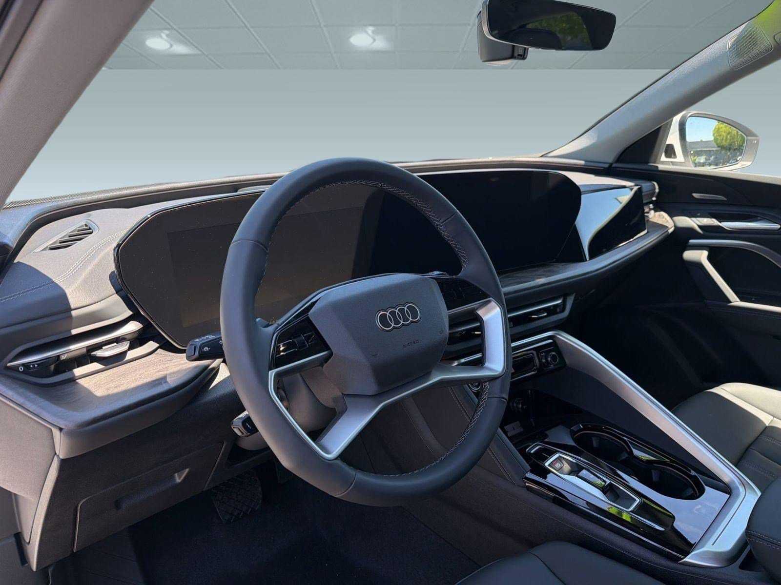 New 2026 Audi Q5 Premium w/ Premium Plus AWD/4WD image 4
